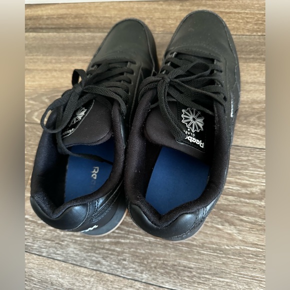 Women Reebok Harman Classic - Picture 7 of 7